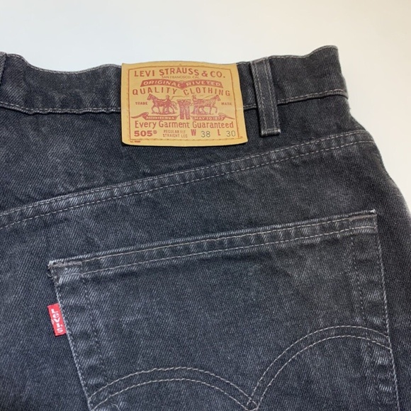 Vintage 90s Levis 505 Regular Straight Leg Grunge Black Denim Jeans Size 37x29.5 - Picture 6 of 10